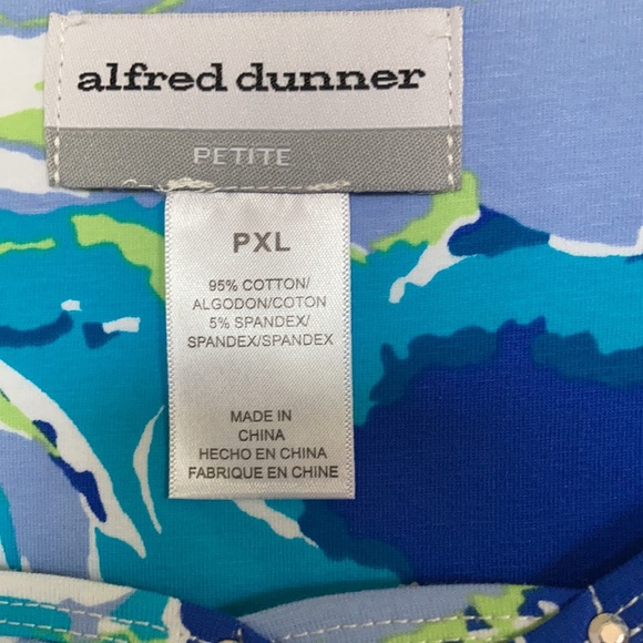 Offer$15 Alfred Dunner sleeveless floral top embellished neckline XLP - Picture 6 of 17